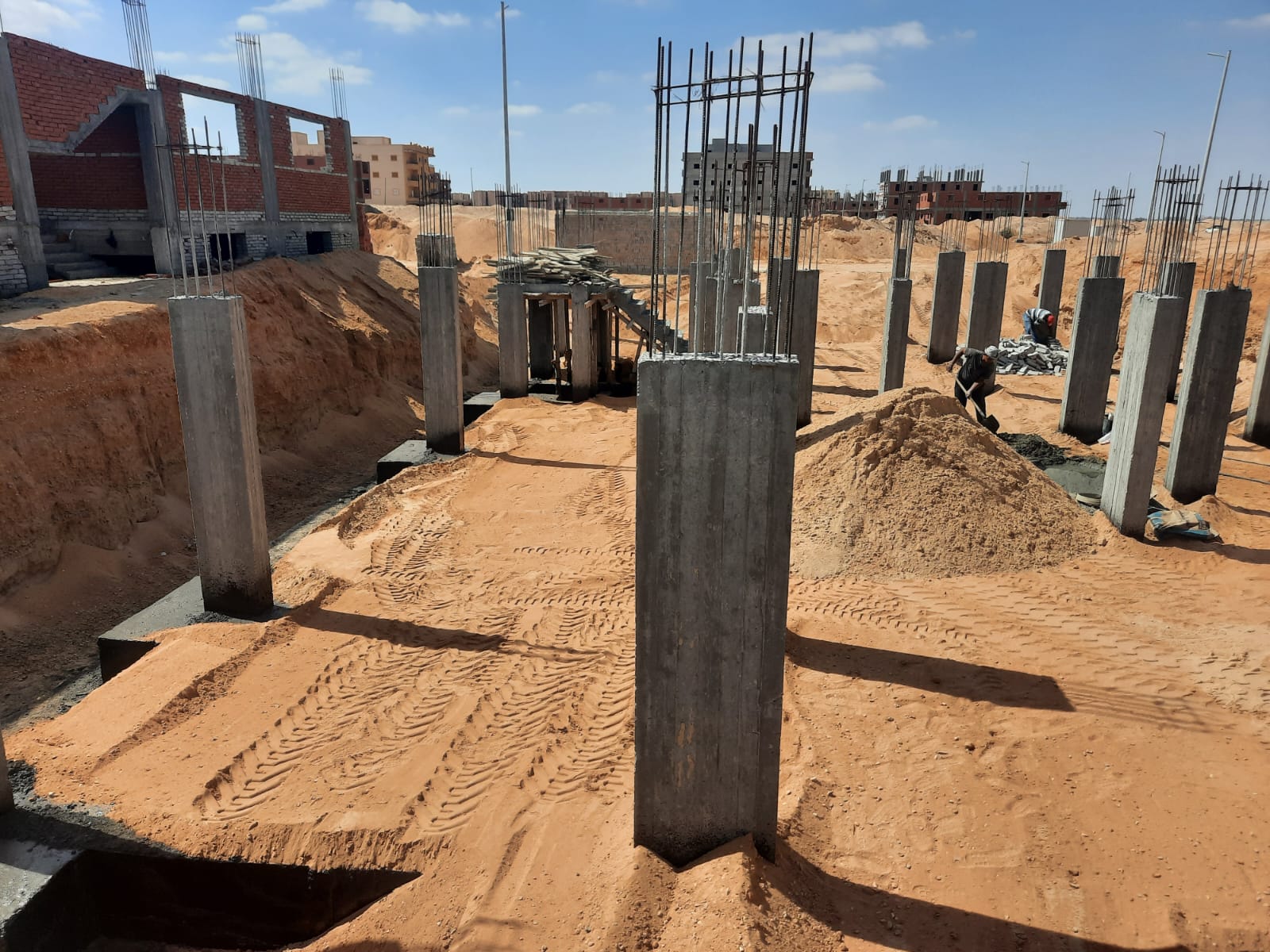 Construction stage Backfilling around foundations