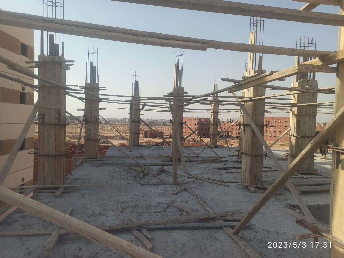 Construction stage Third floor columns
