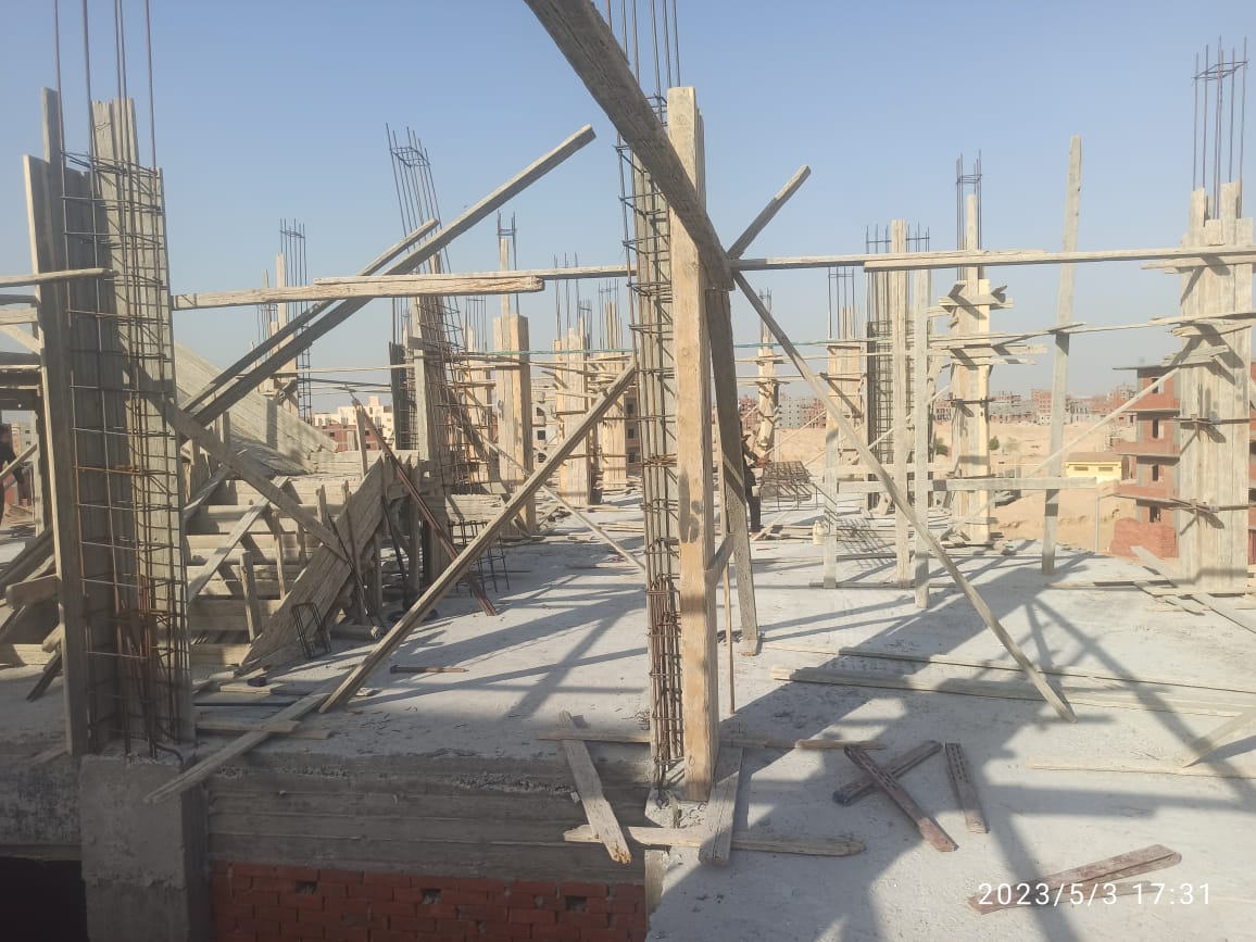 Construction stage Third floor columns