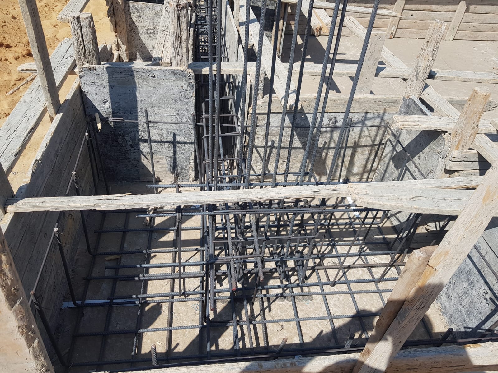 Construction stage Footings insulation