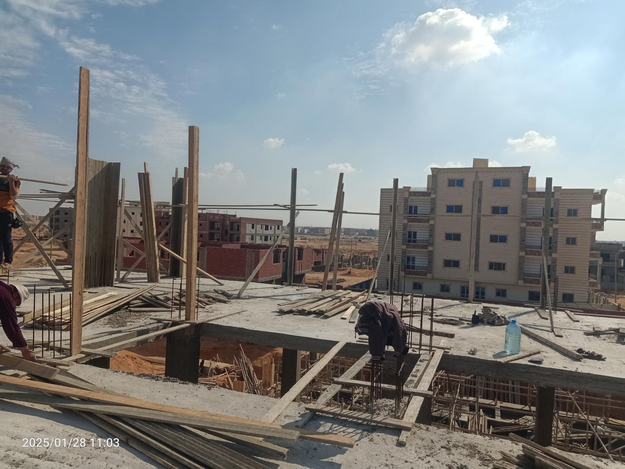 Construction stage Second floor columns