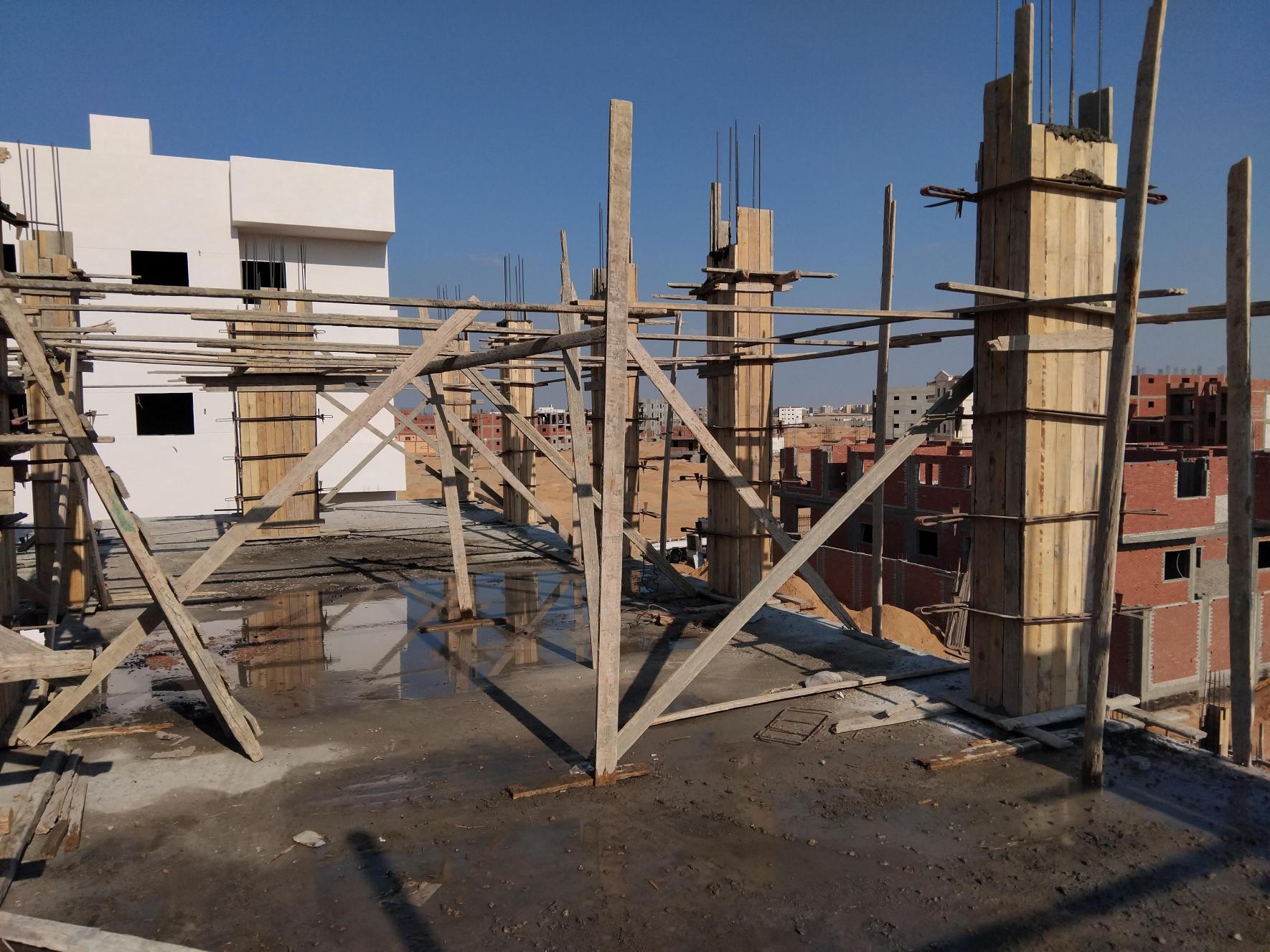 Construction stage Second floor columns