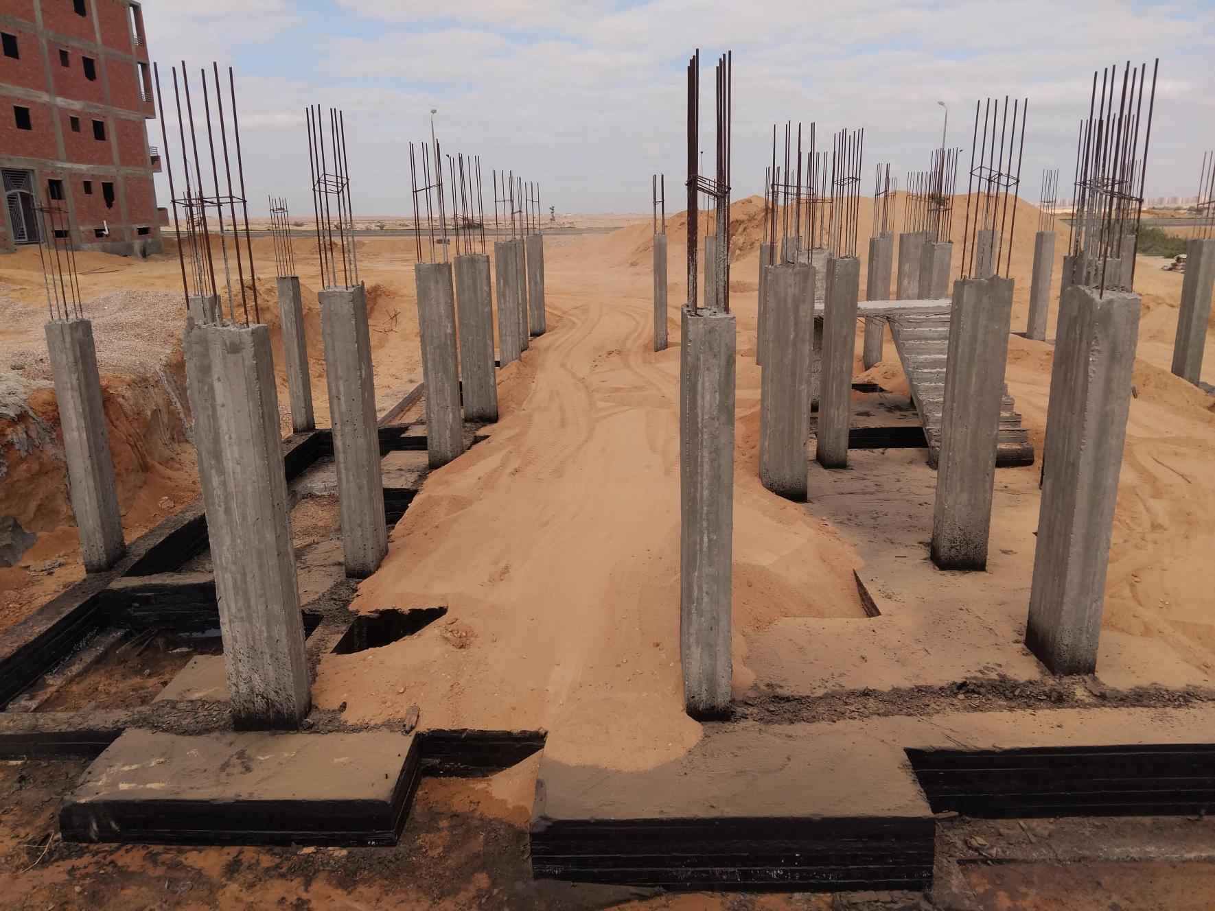 Construction stage Backfilling around foundations