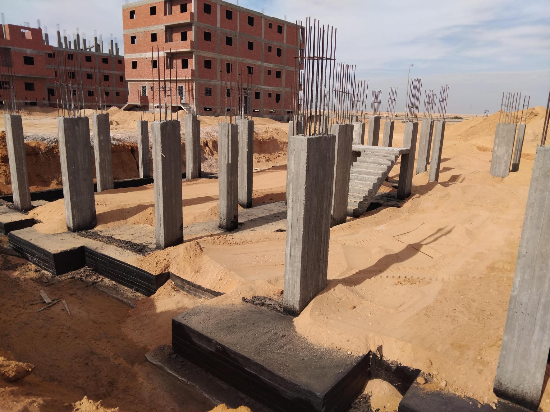 Construction stage Backfilling over footings