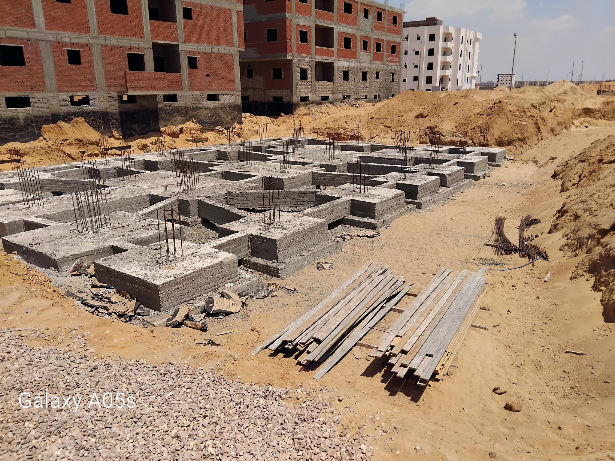 Construction stage Basement columns