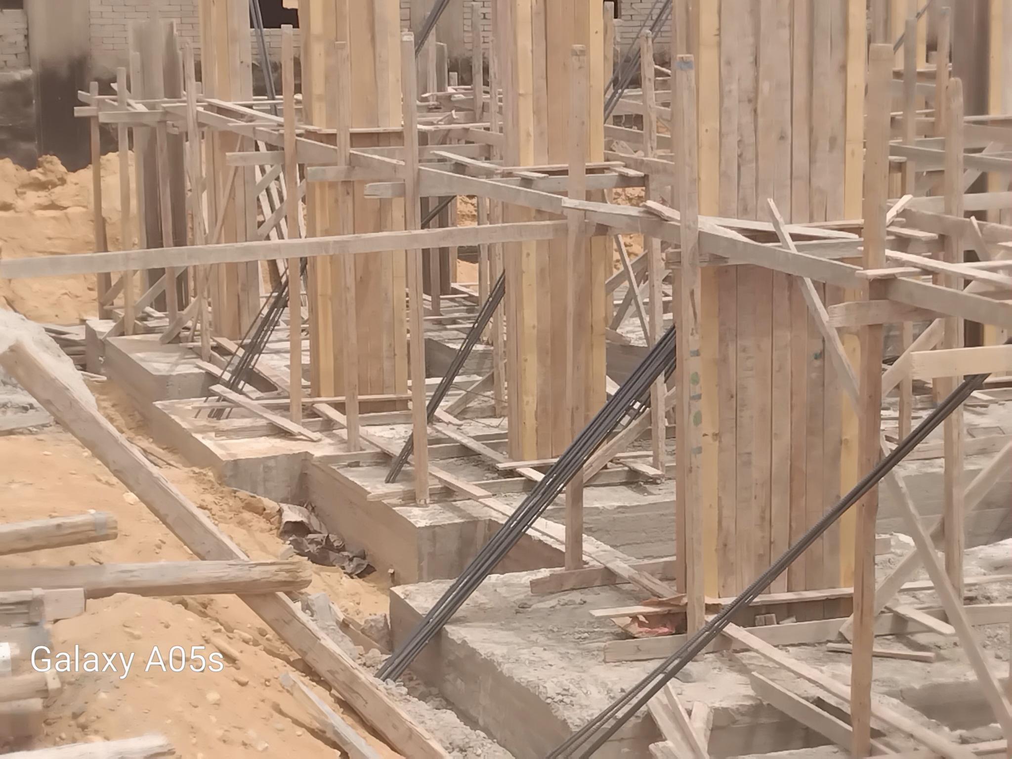 Construction stage Basement columns