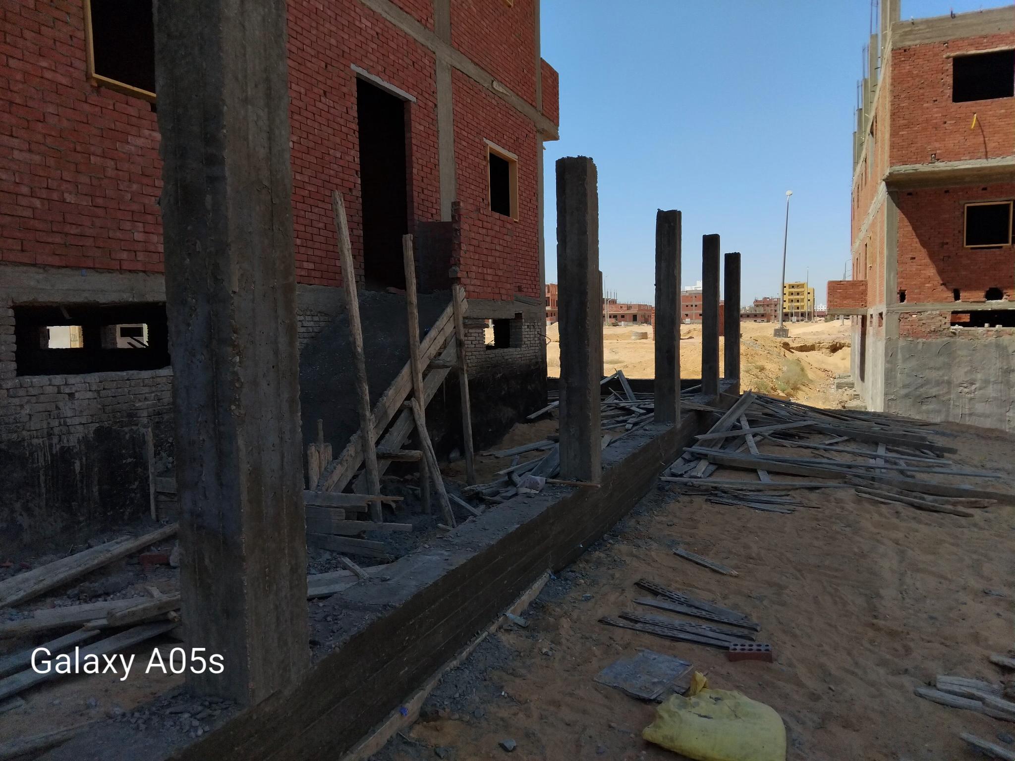 Construction stage Wall Building works
