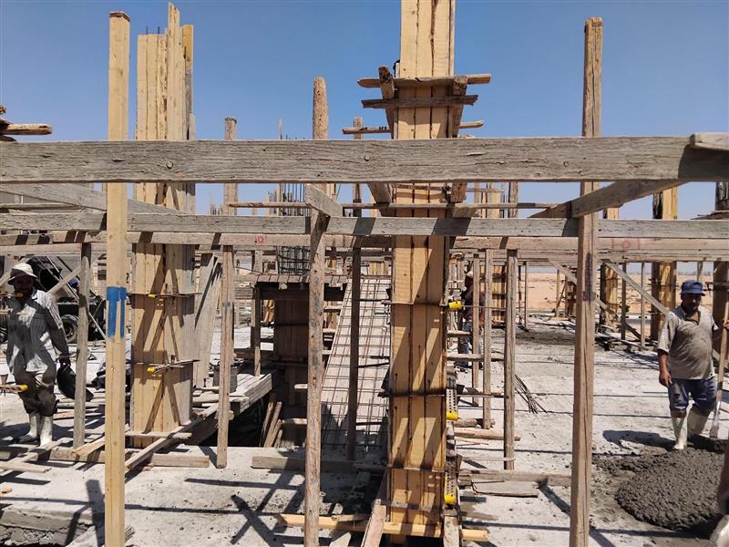 Construction stage First floor columns