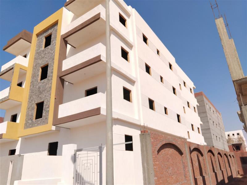 Construction stage Plaster and putty