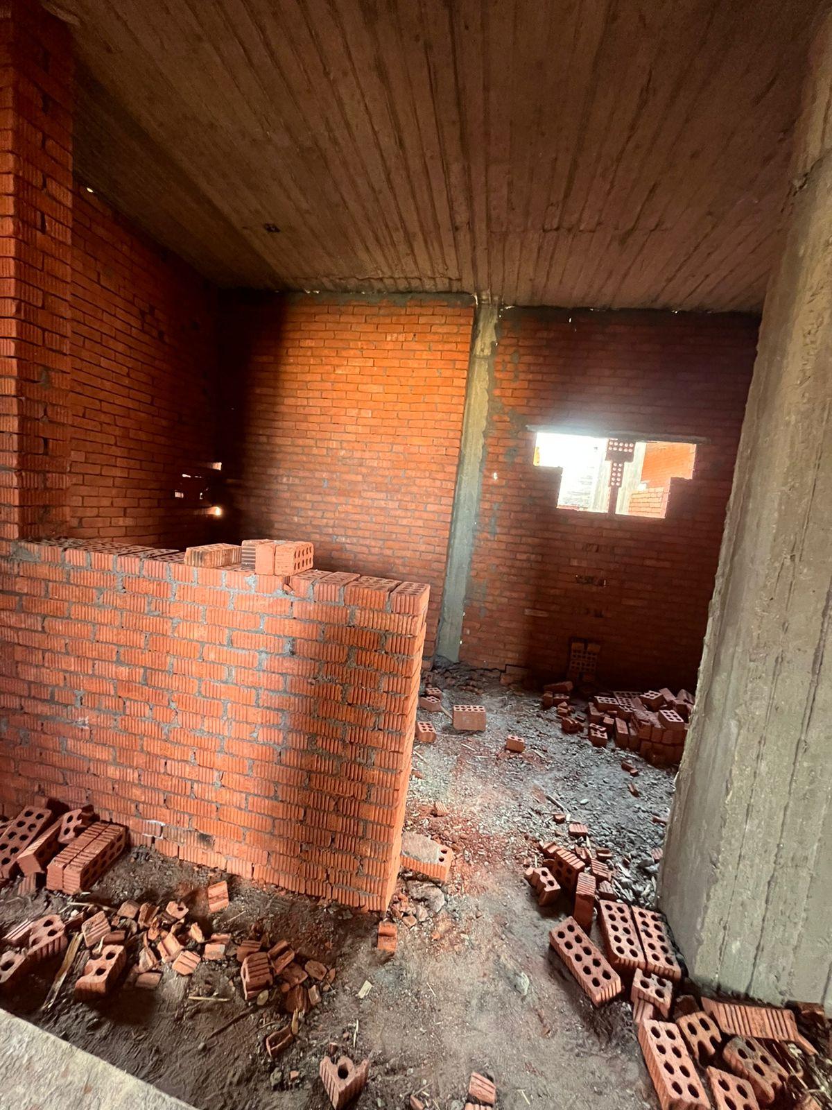 Construction stage Third floor walls