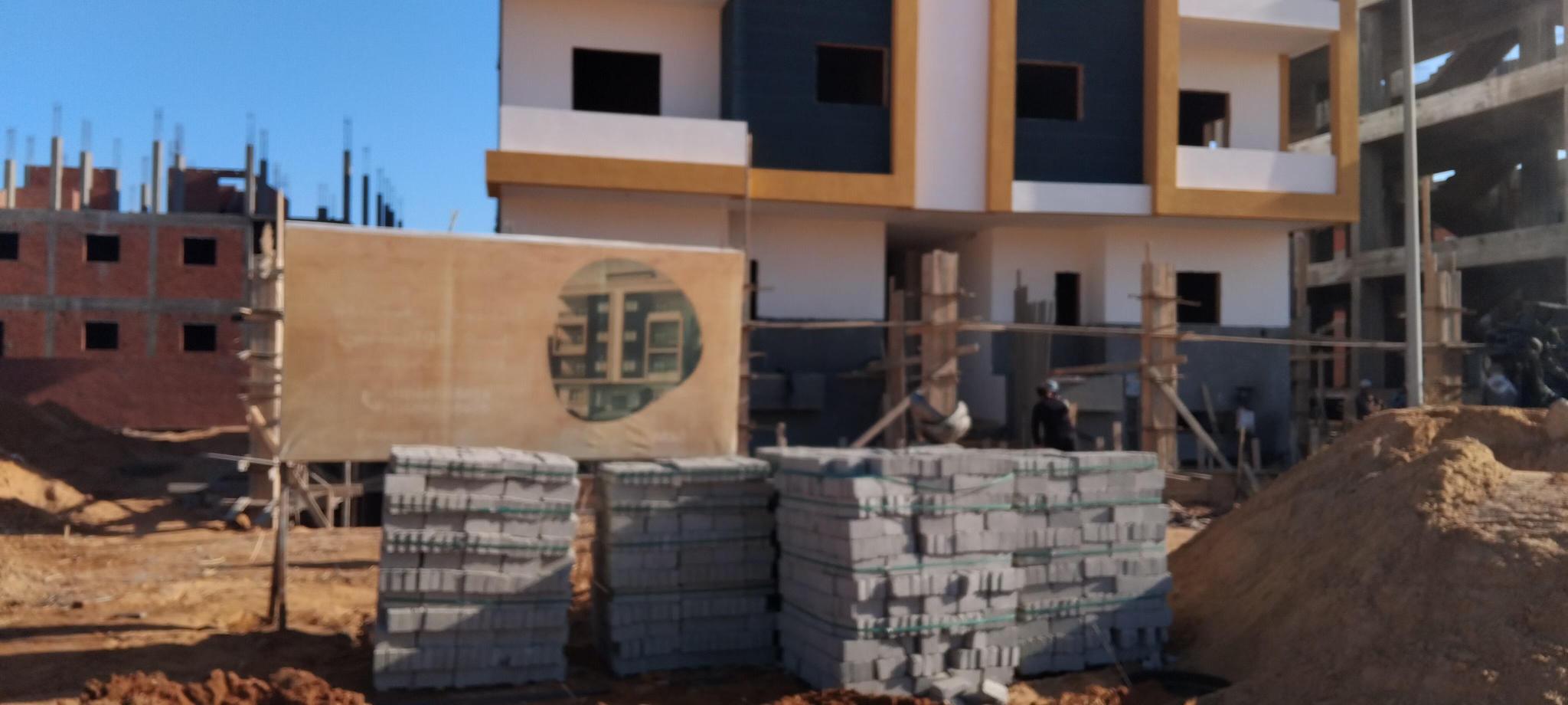Construction stage Wall Building works