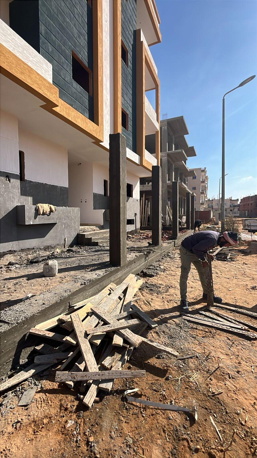 Construction stage Wall Building works