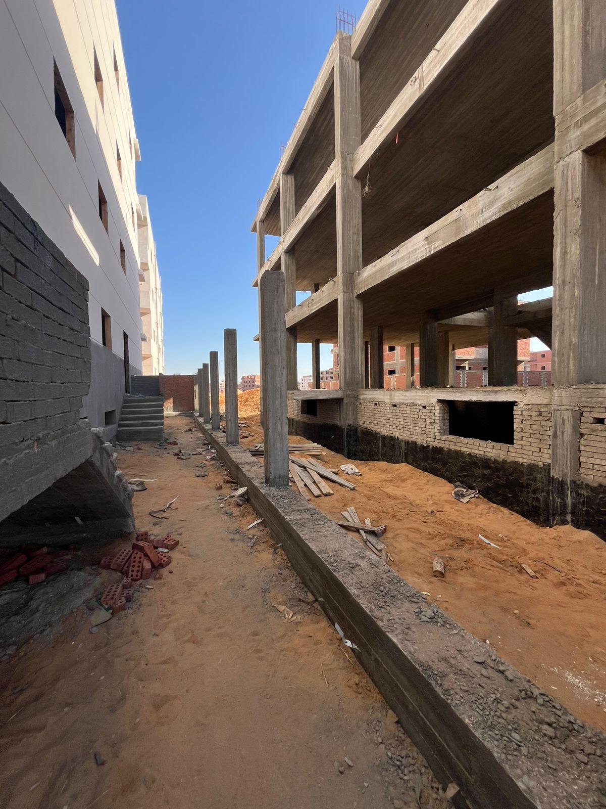 Construction stage Wall Building works