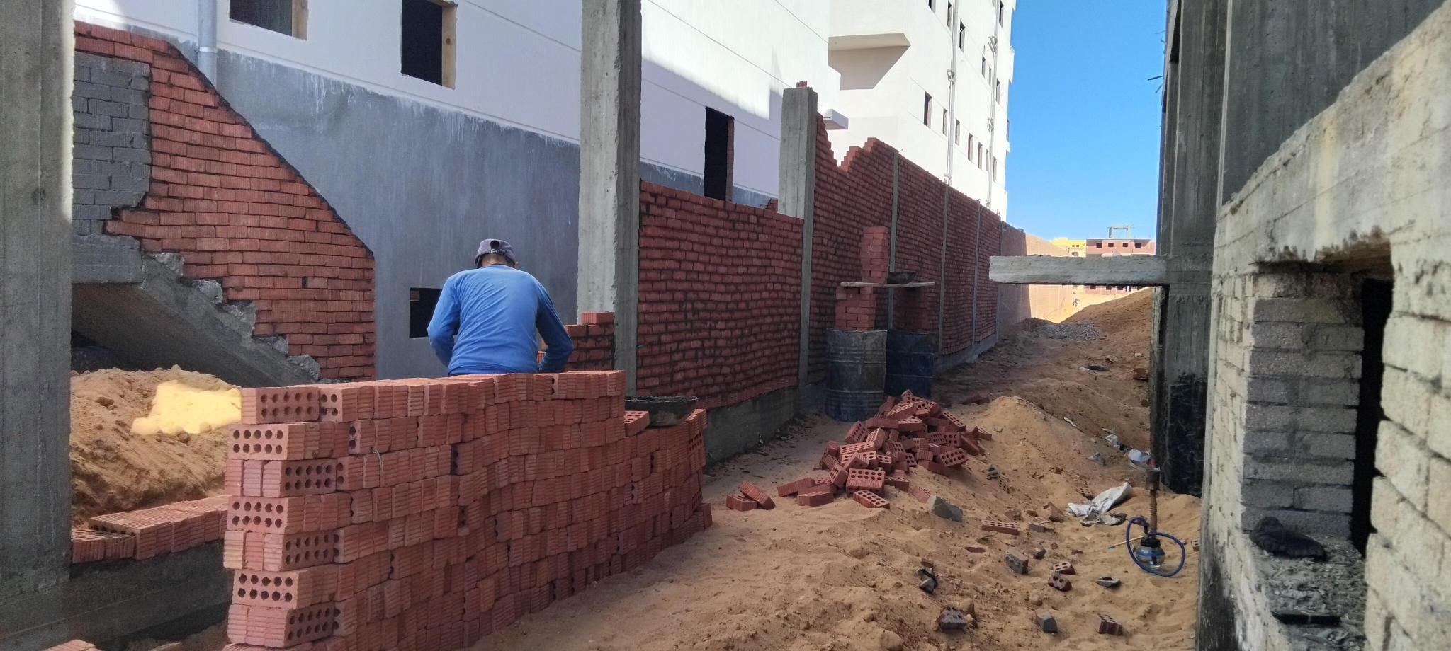 Construction stage Wall Building works