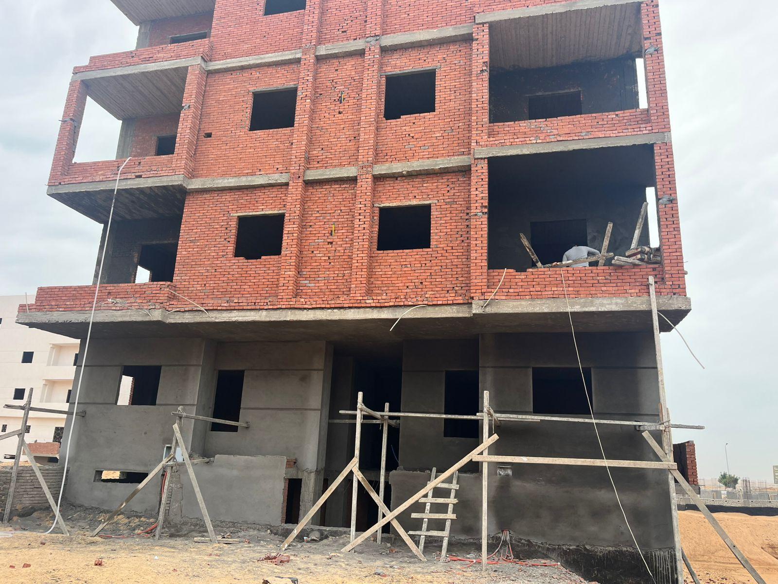 Construction stage Plaster and putty