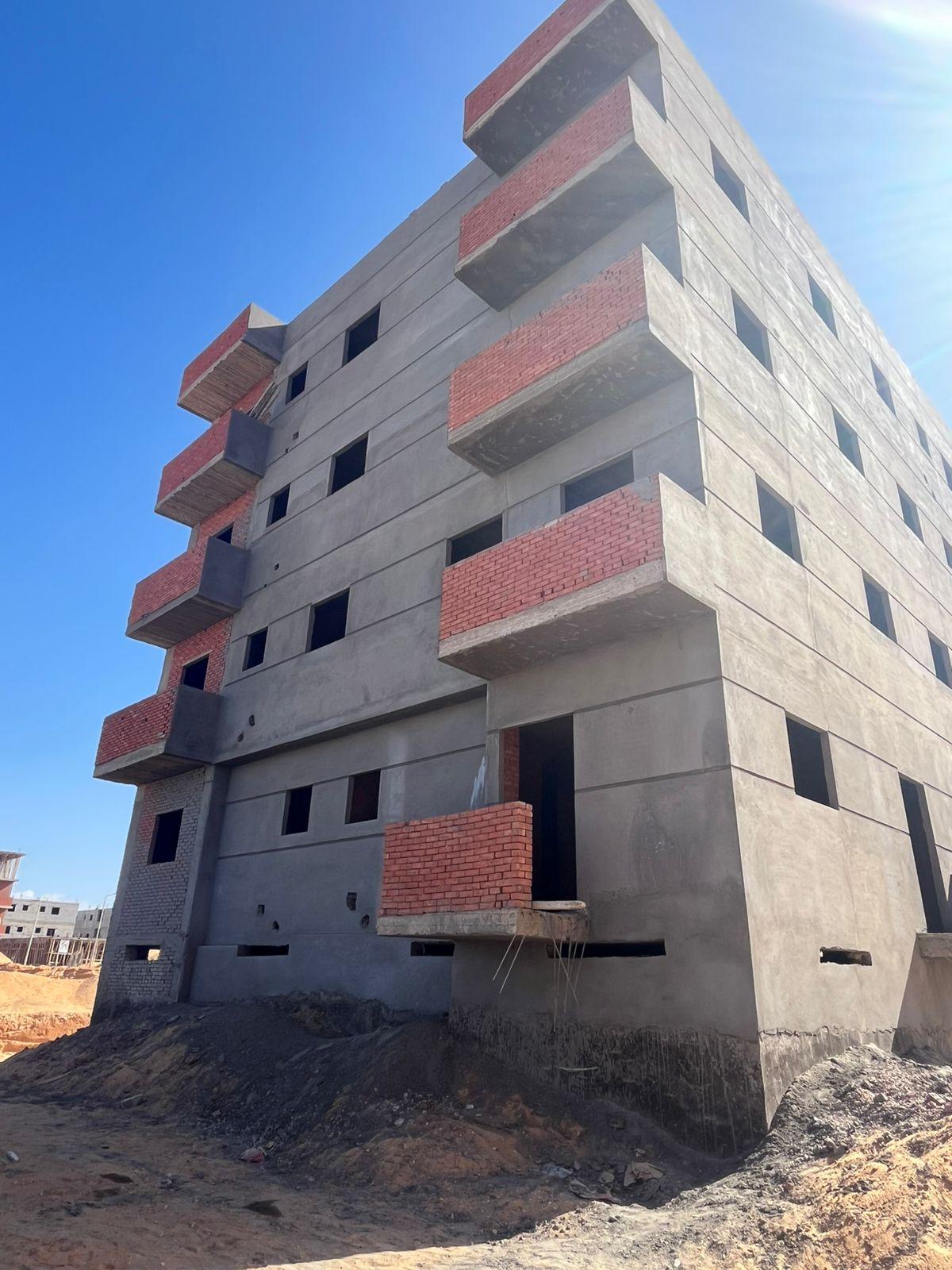 Construction stage Plaster and putty