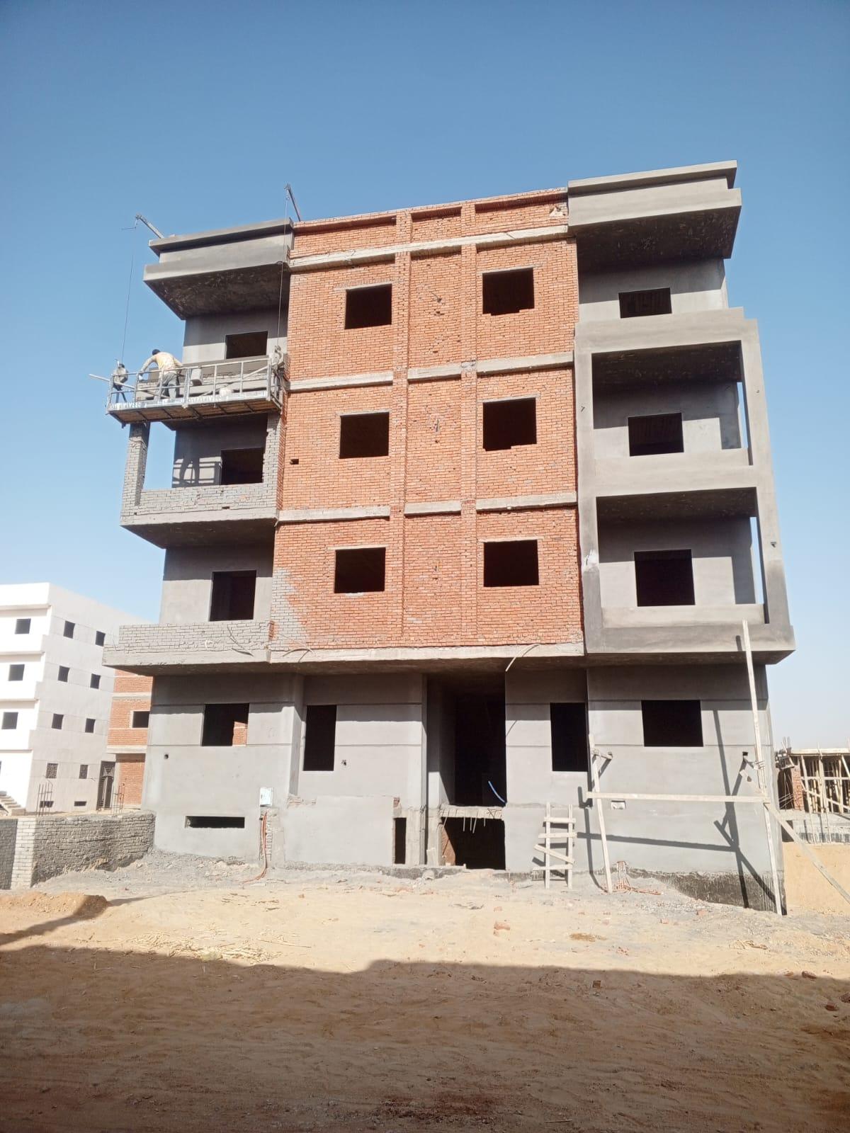 Construction stage Plaster and putty