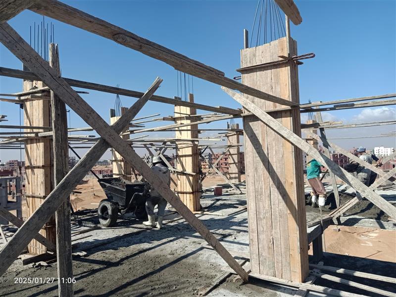 Construction stage Third floor columns
