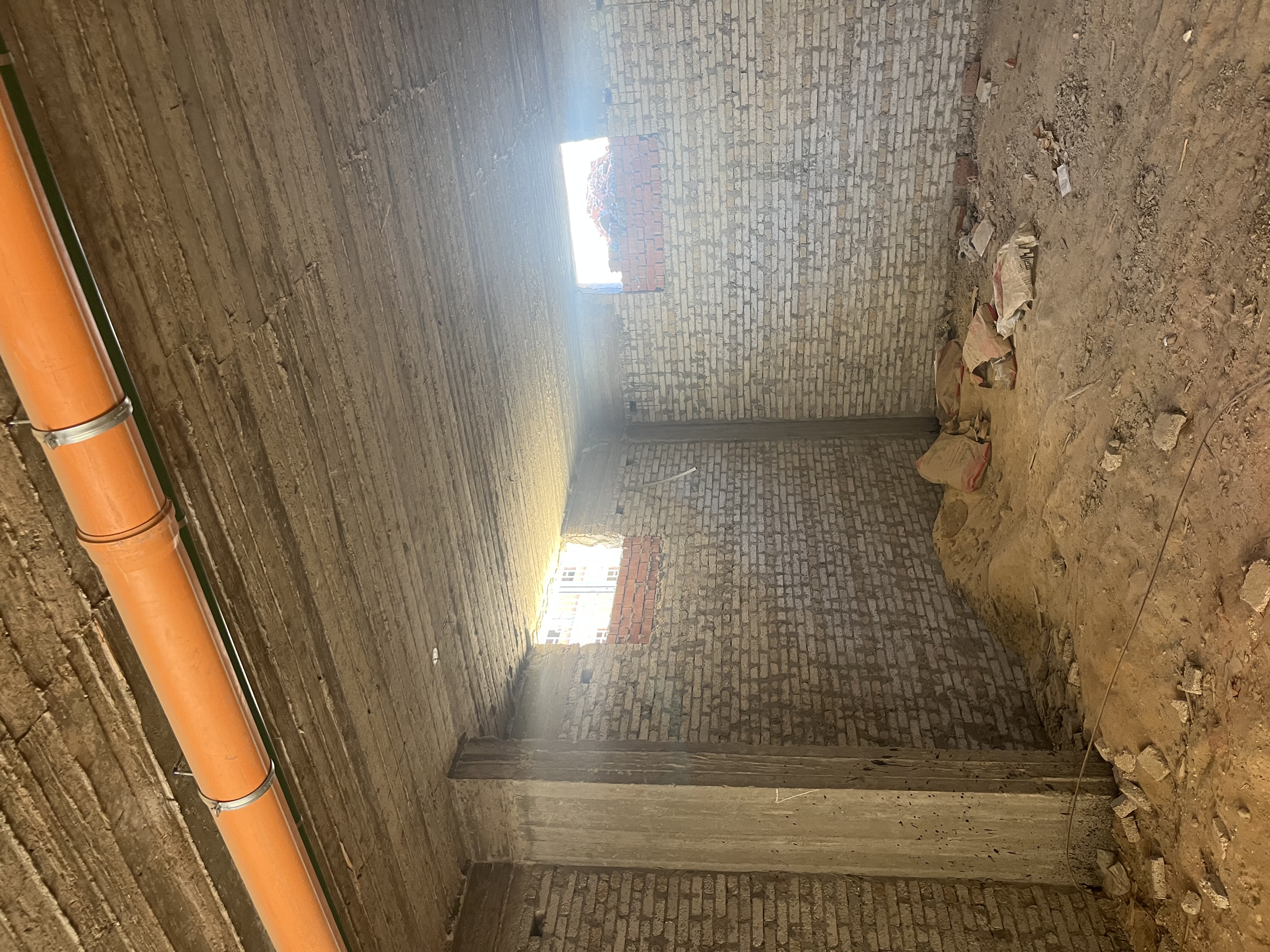 Construction stage Basement walls