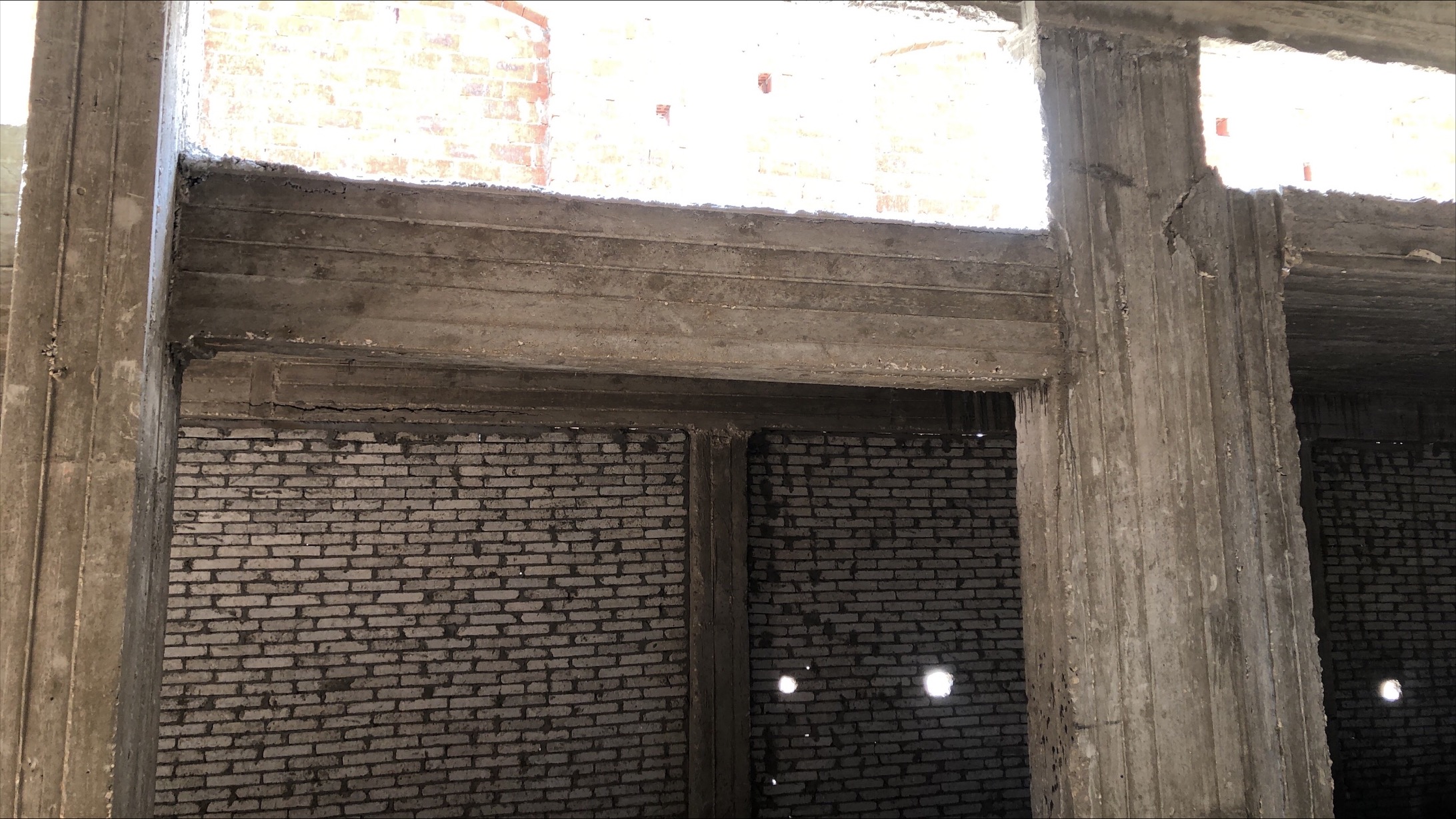 Construction stage Basement columns