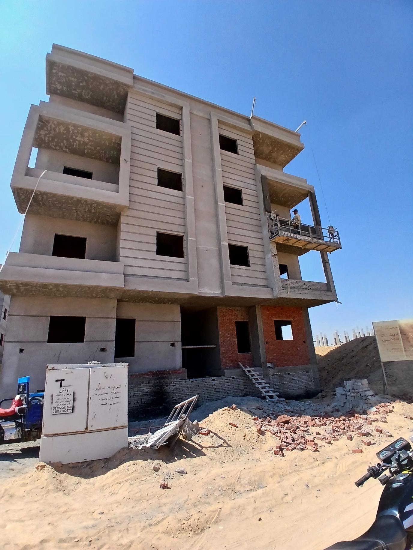 Construction stage Plaster and putty
