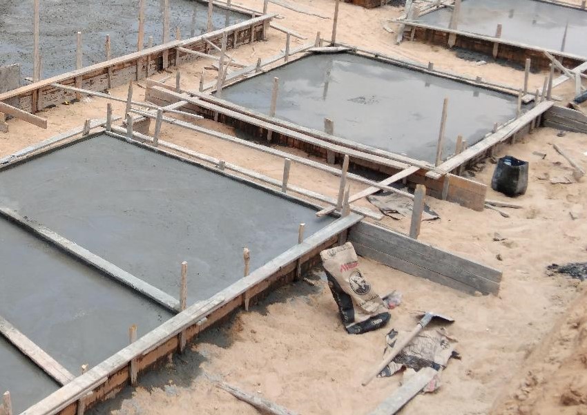 Construction stage Plain foundations