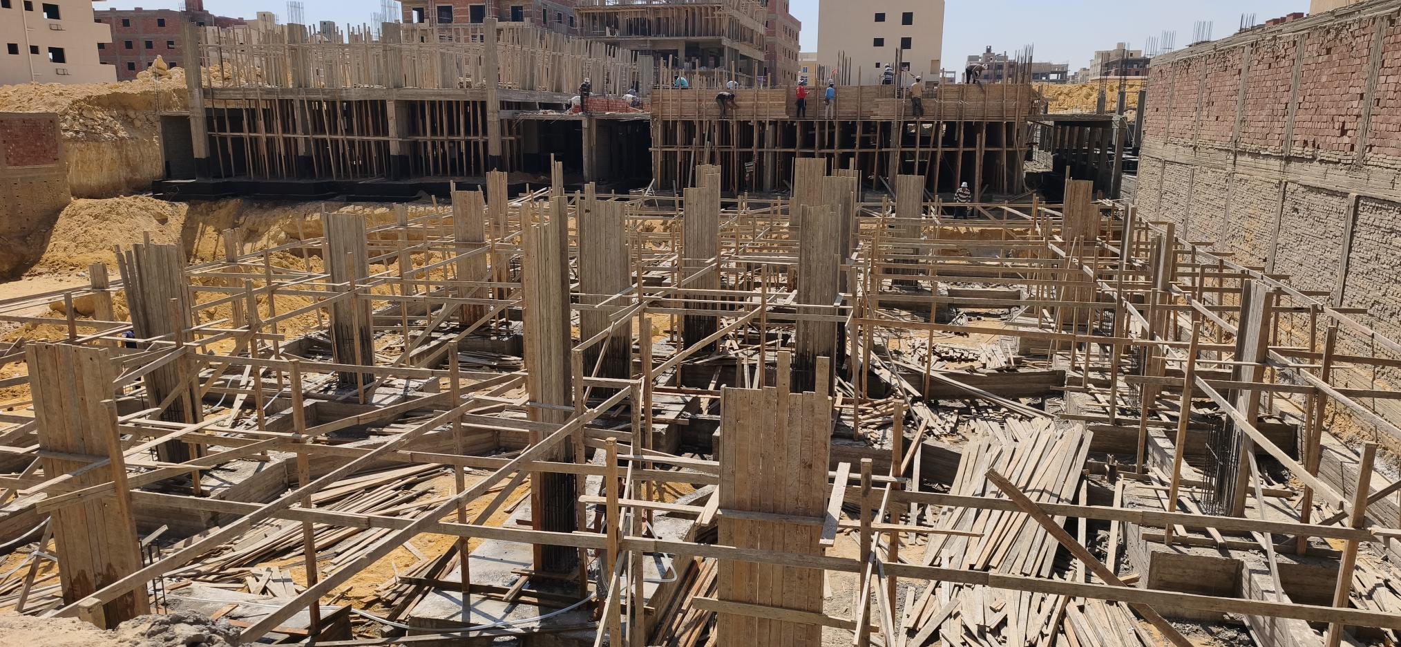 Construction stage Basement columns