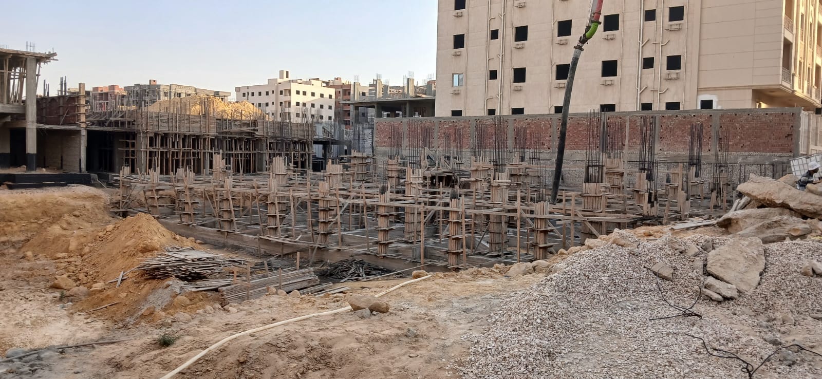 Construction stage Basement columns