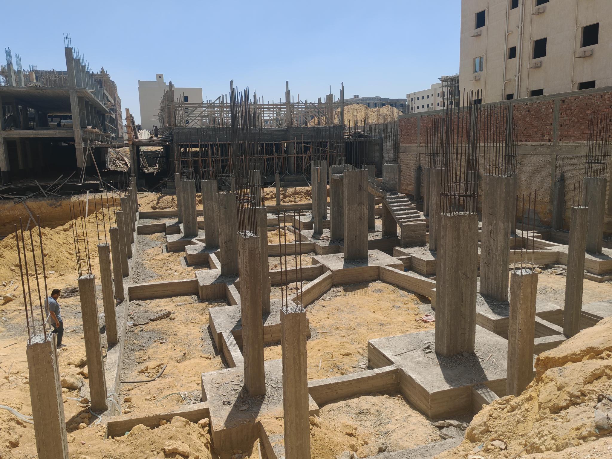 Construction stage Basement columns